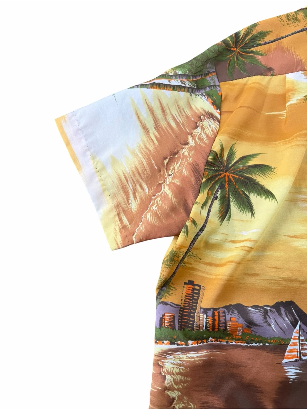 Rai Nani Vintage Men's Button up Hawaiian Shirt/Tropical Print/Size: Large - Picture 6 of 14